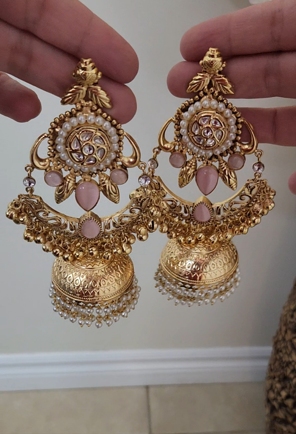 Mehek Jhumkas