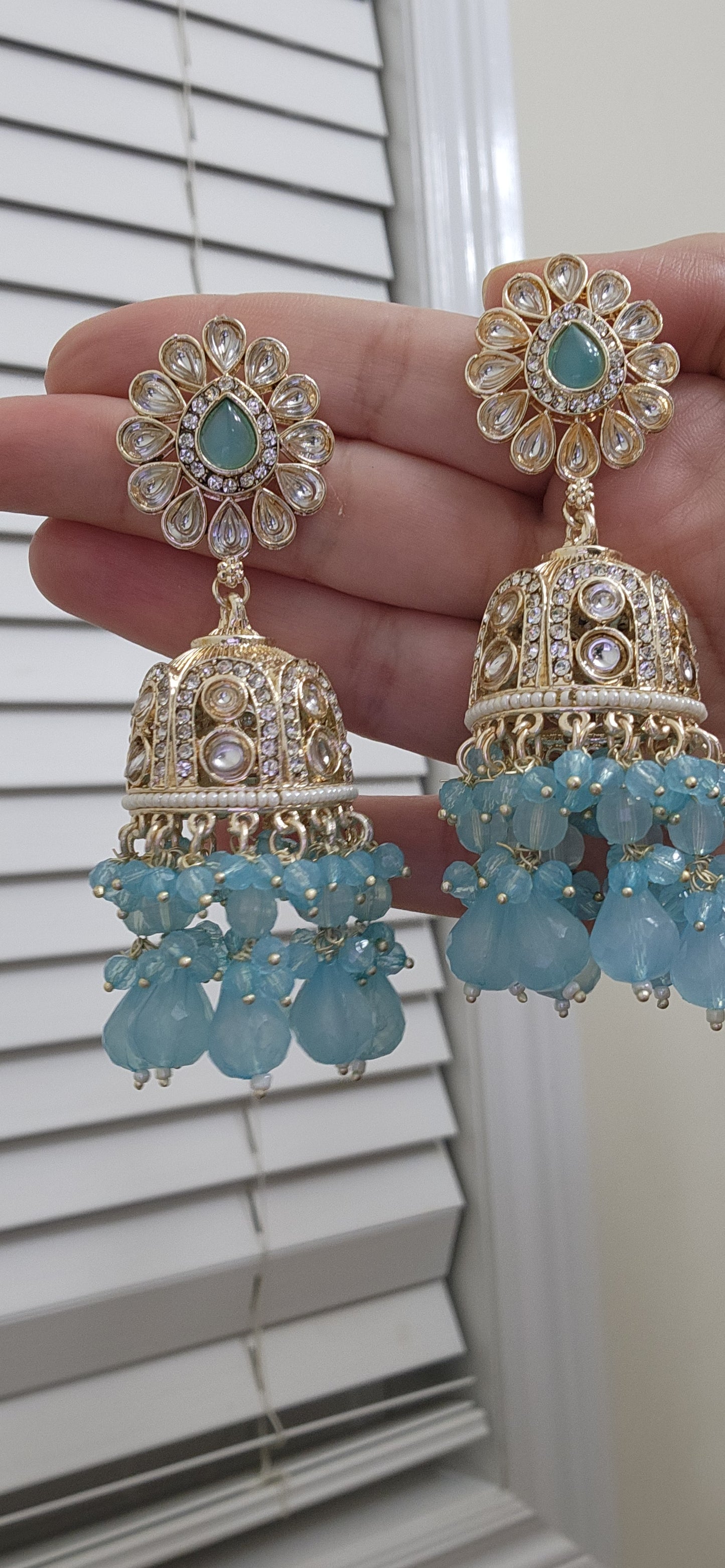 Sunehri Jhumkas
