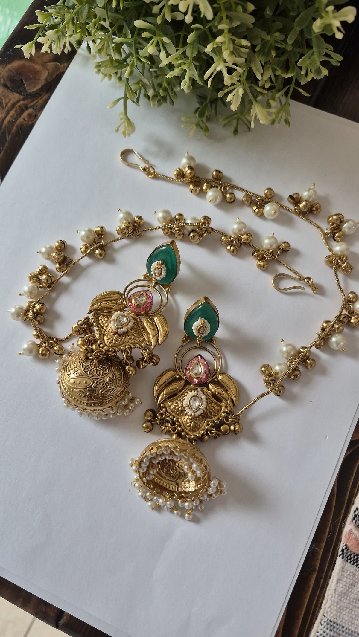 Sirat Kashmiri Jhumkas with Sahara