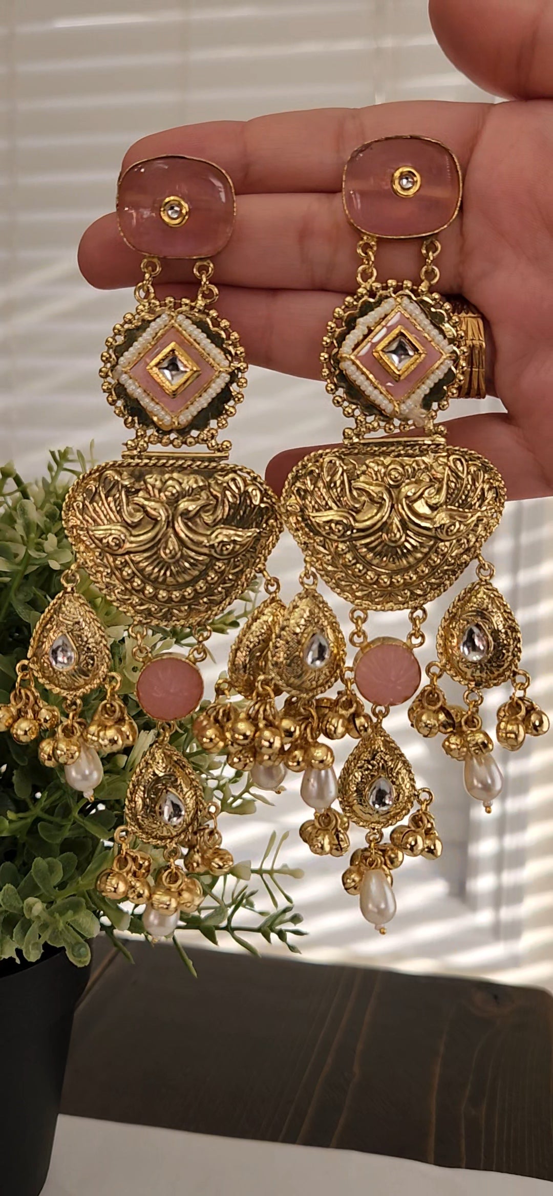 Shaandaar Earrings