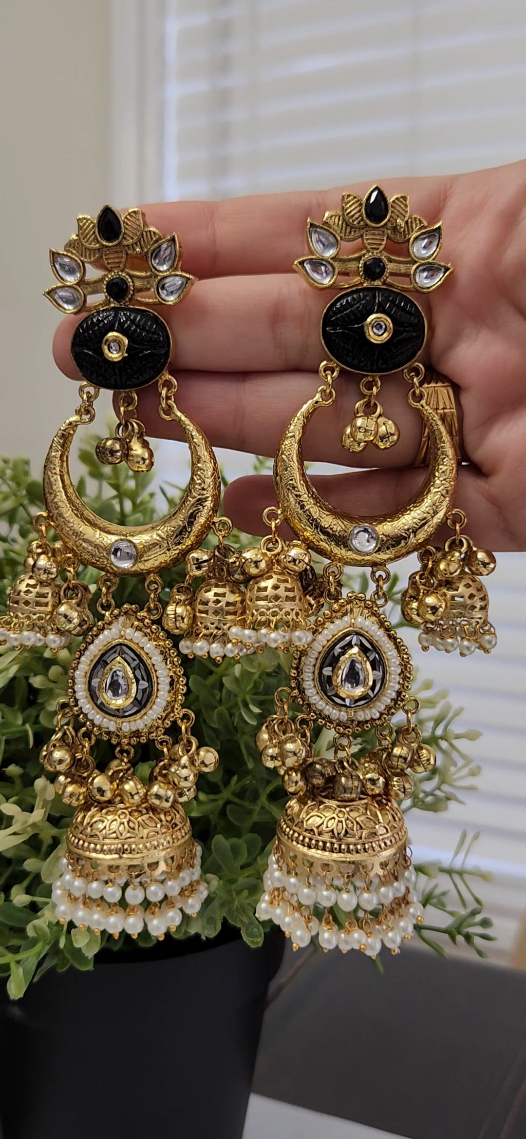 Pankhudi Jhumkas