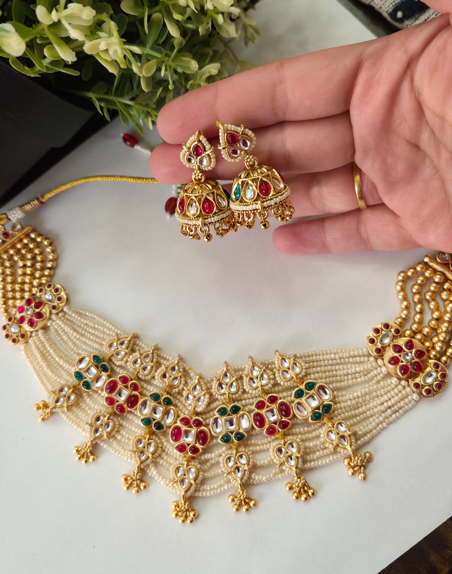Suchi Necklace Set