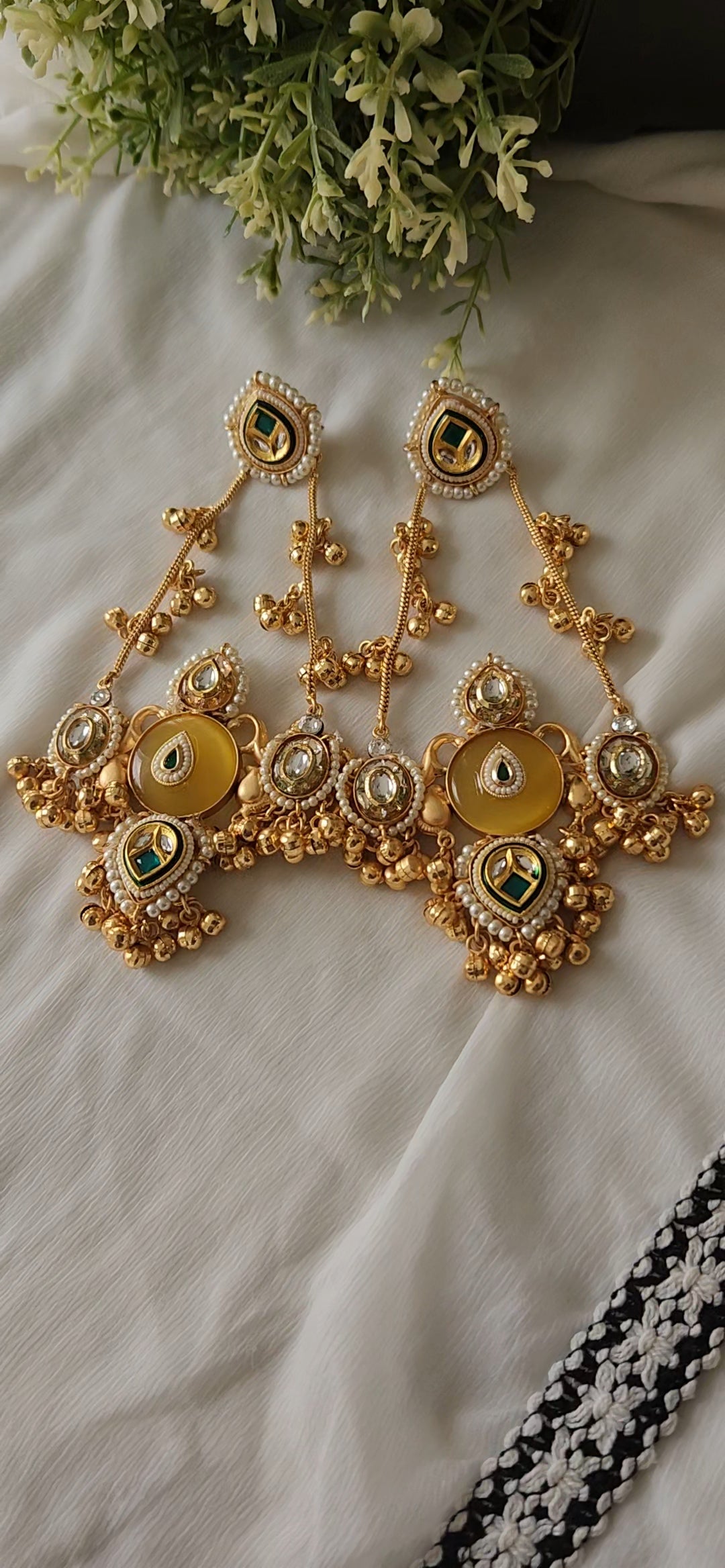 Prachi Jhumroo Earrings