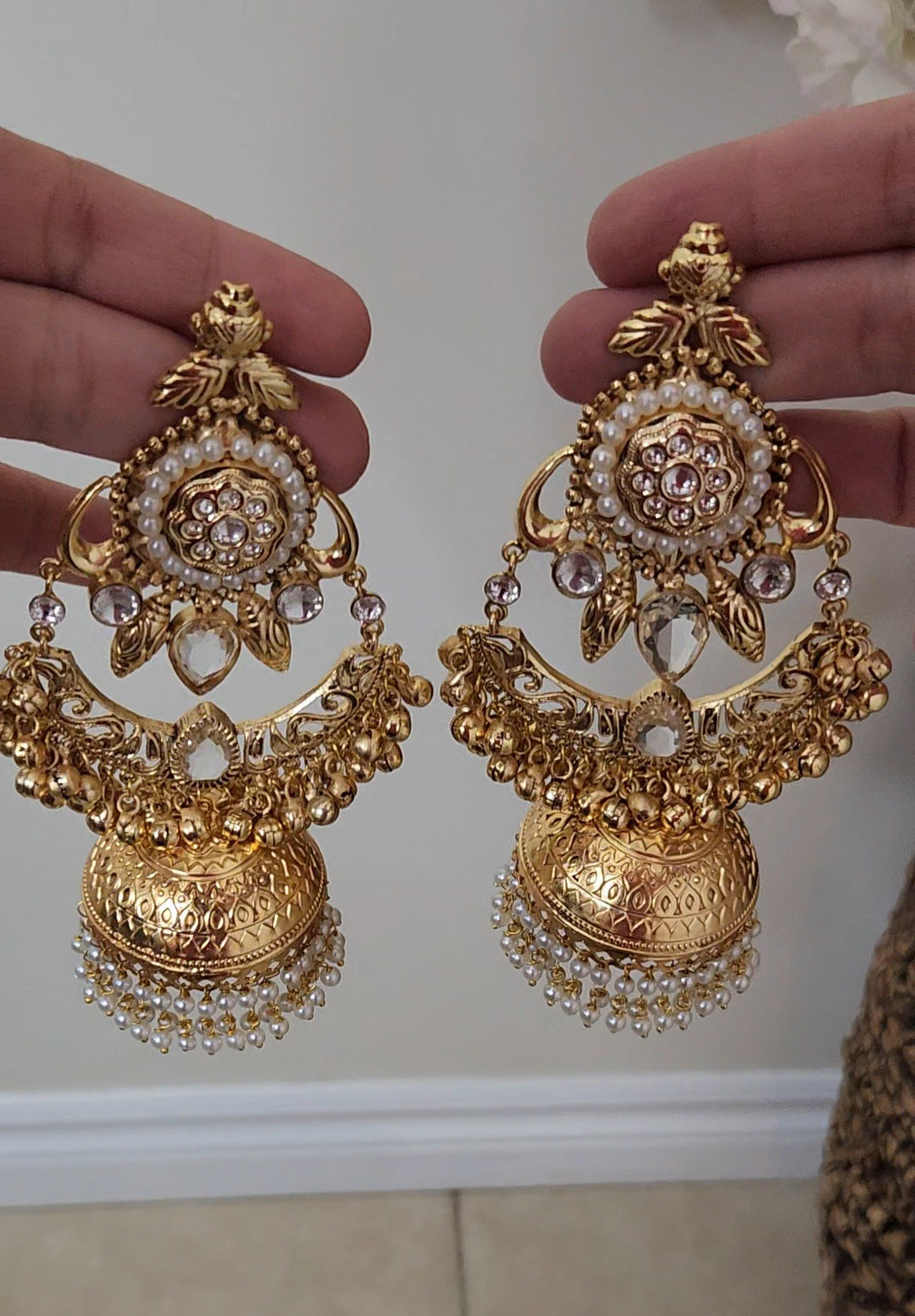 Mehek Jhumkas