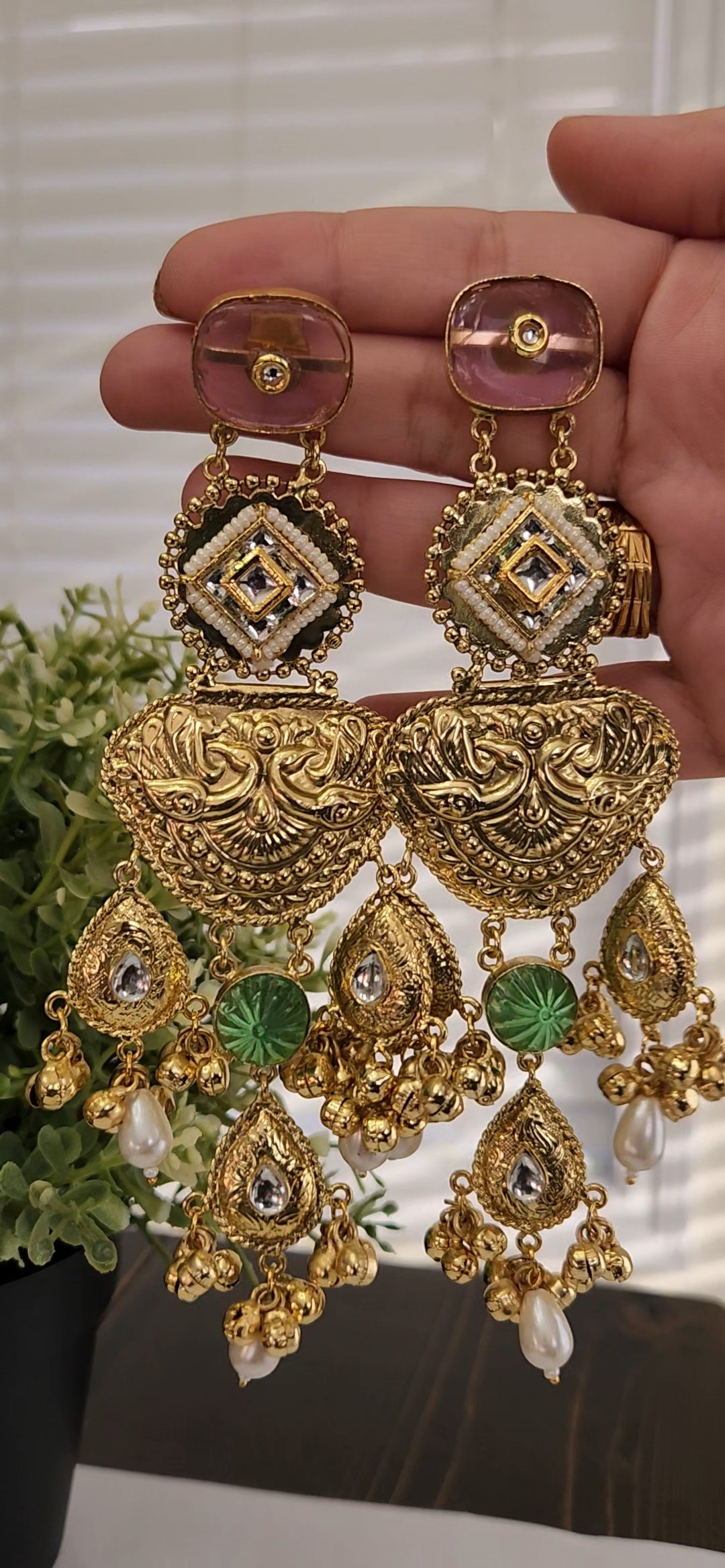 Shaandaar Earrings
