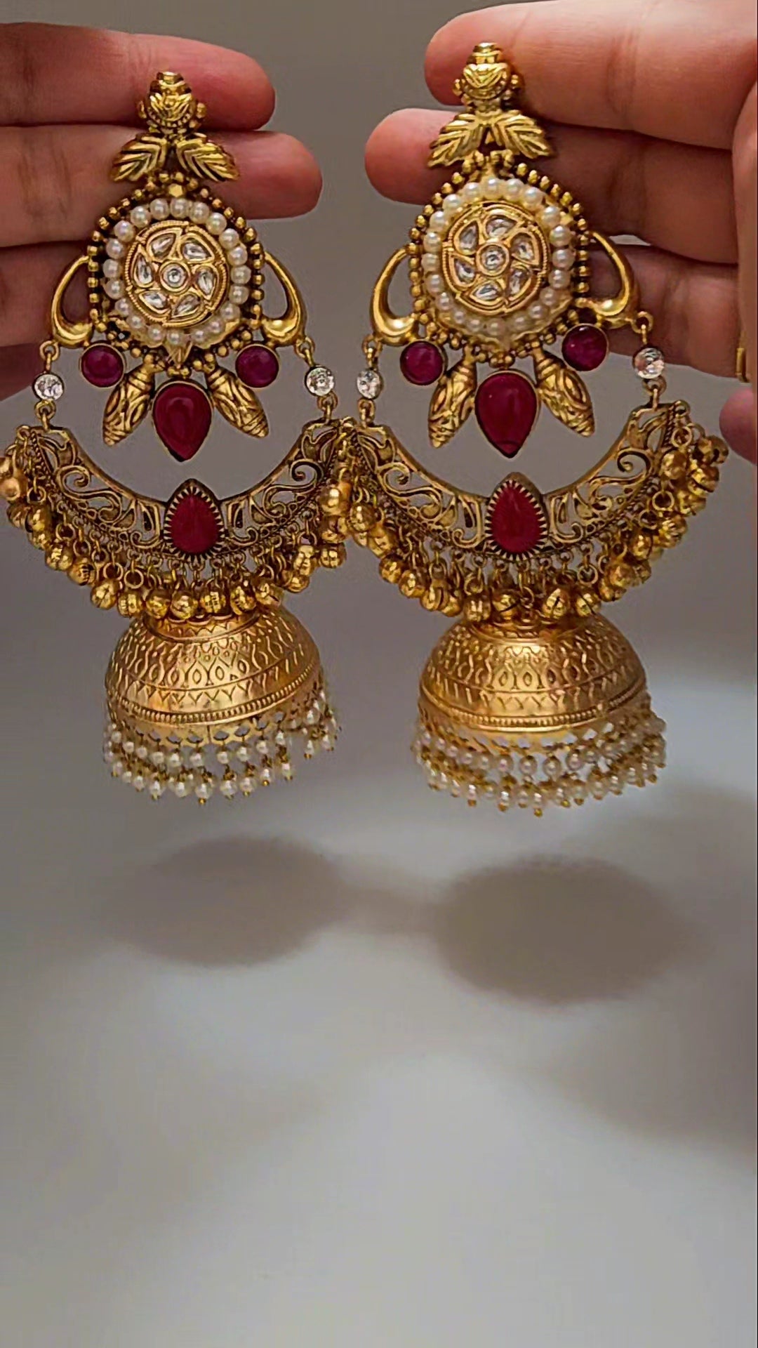 Mehek Jhumkas