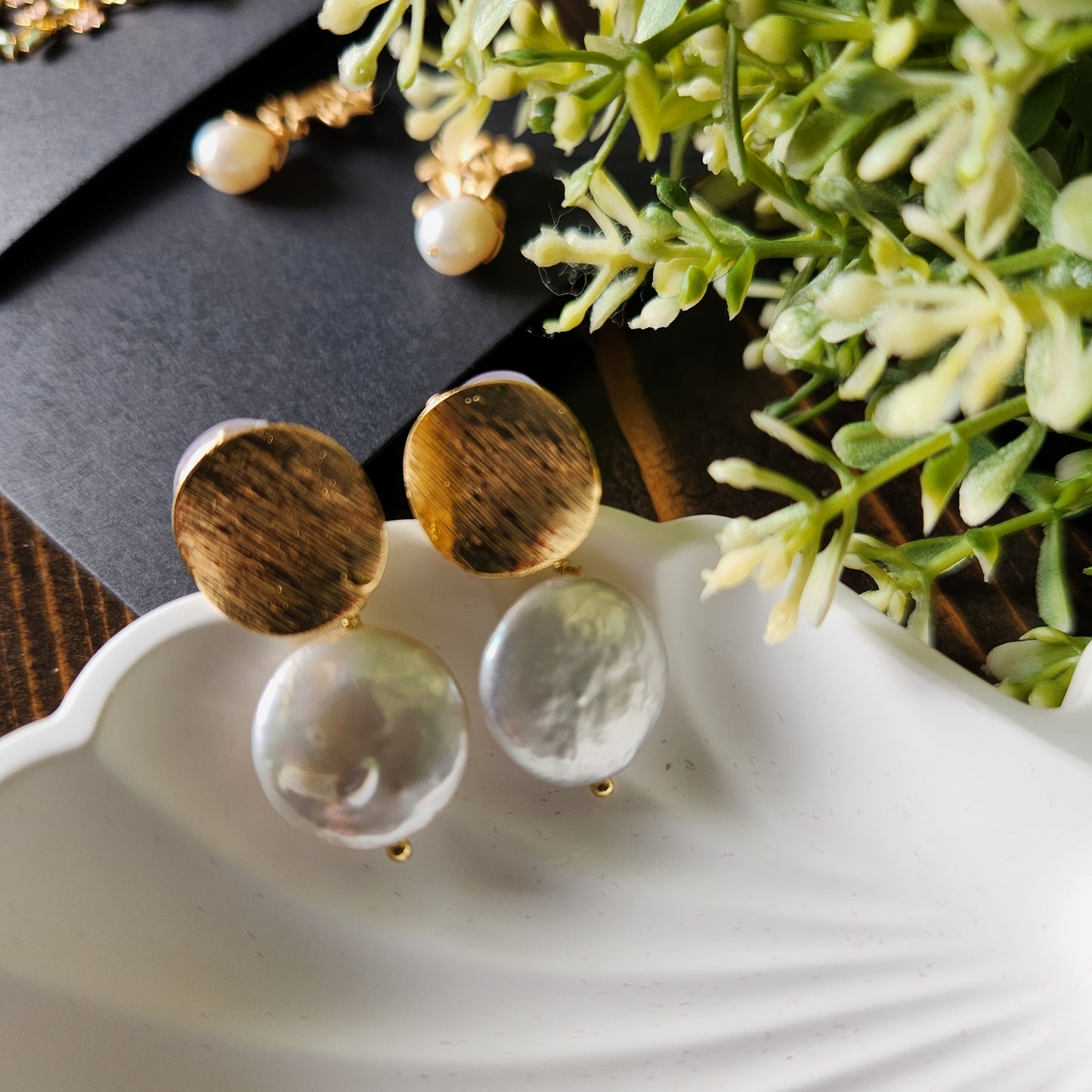 Gold & Pearl Button Drops