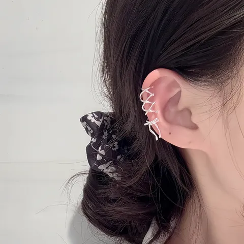 Ear cuff bows