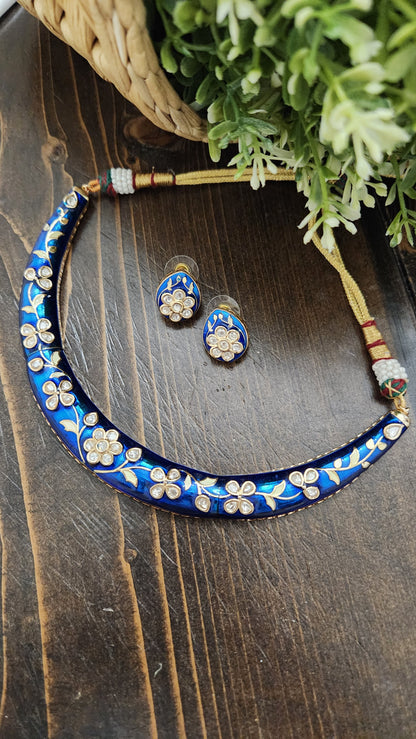 Hansli necklace