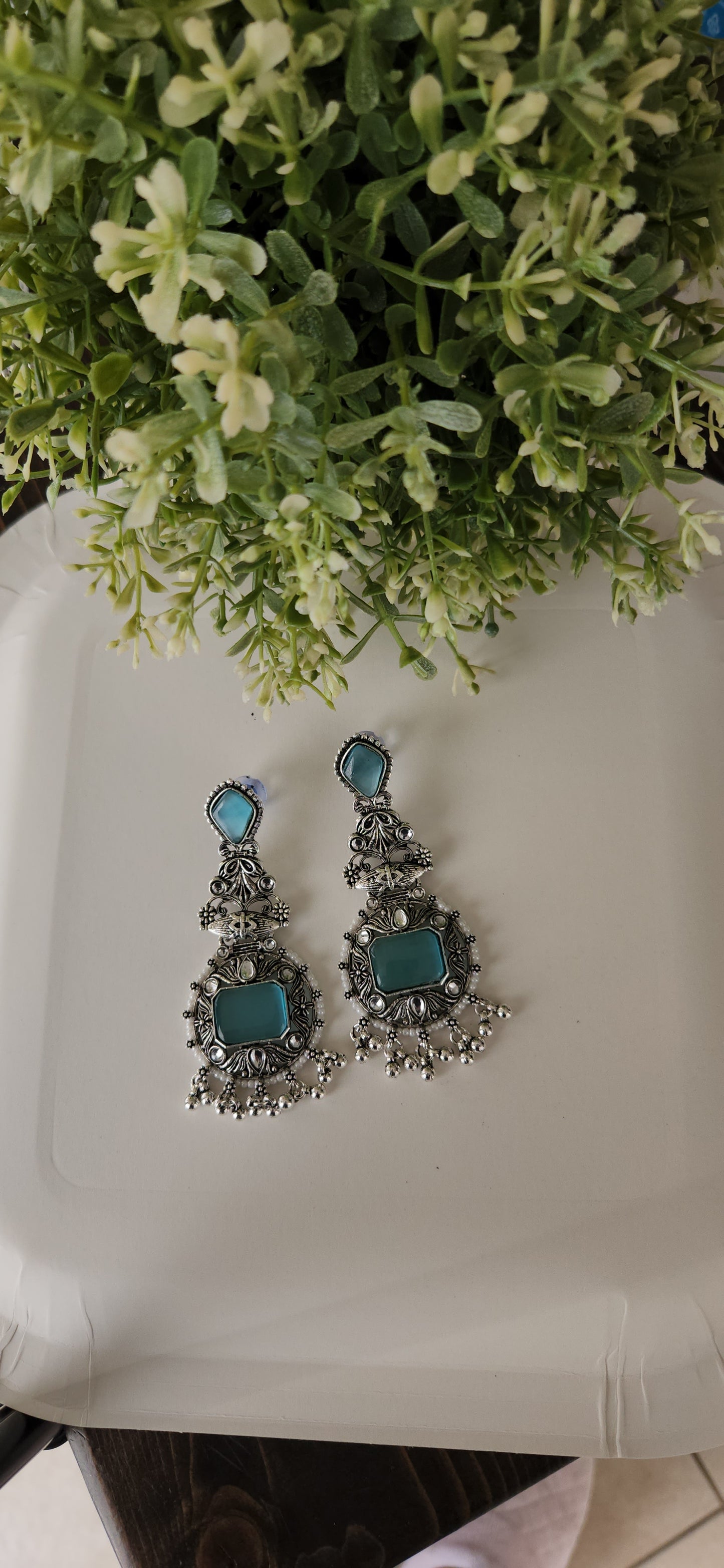Nirali Jhumkas