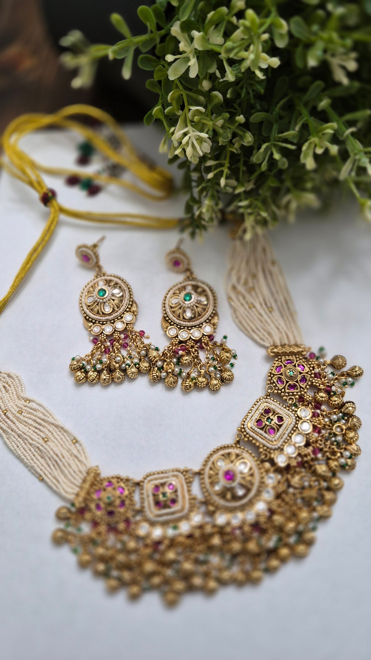 Akruti Heritage set