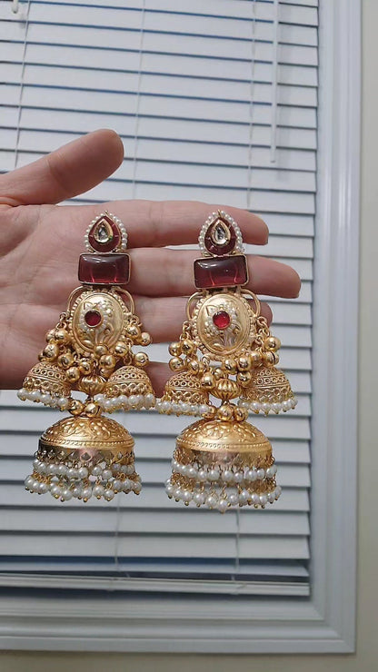 Saanjh Jhumkas