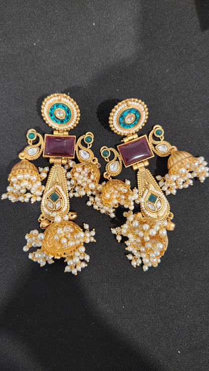 Tripti Jhumka
