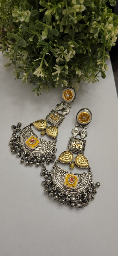 Aakshii Dual tone Chandbali