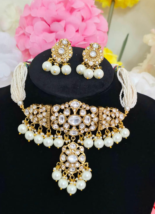 Pankhudi Kundan & Pearl set