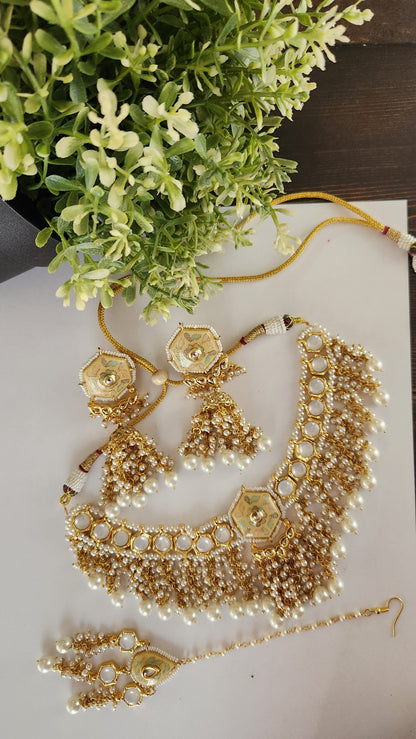 Mrina Mautika Neckpiece Set