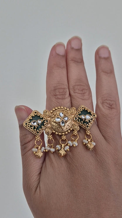 Finger Ring Heritage style
