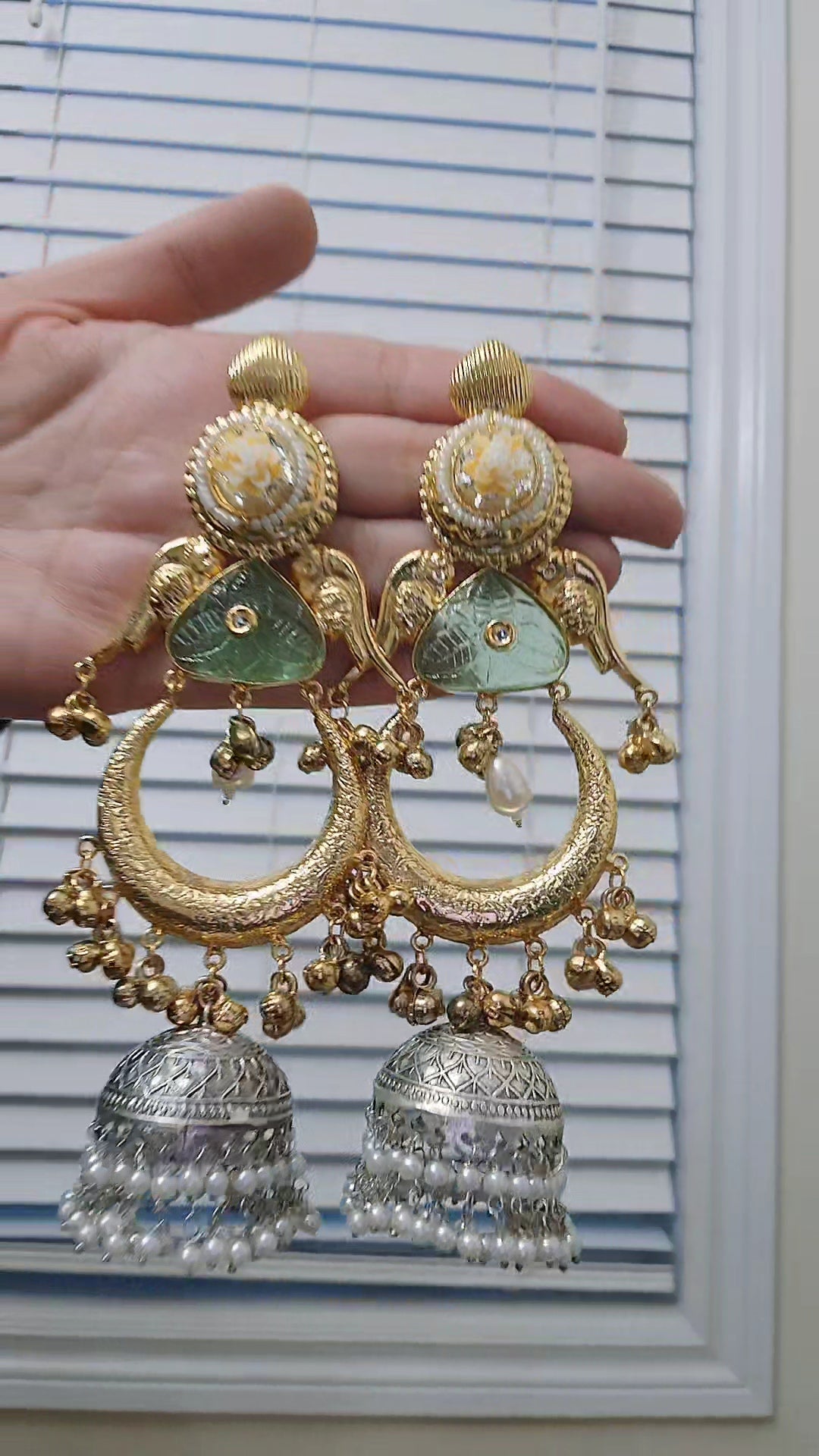 Vanshi Jhumka