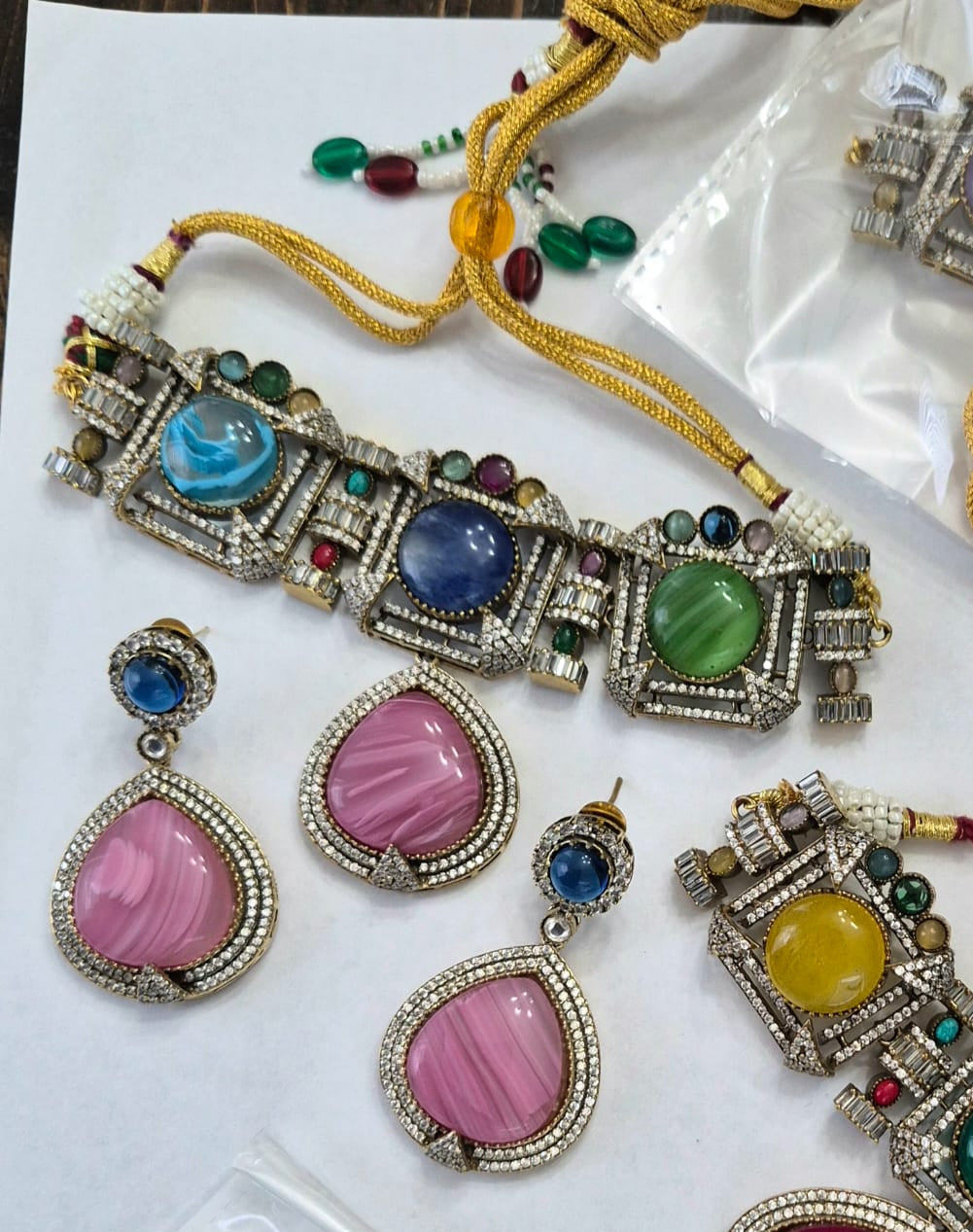 Sonya Doublet Choker