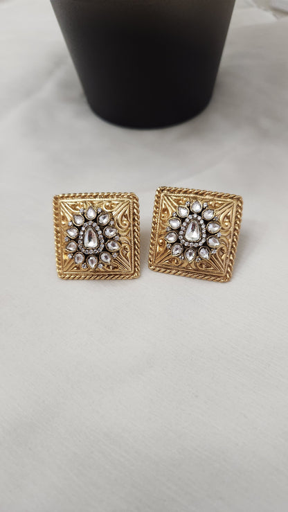 Sapna Studs