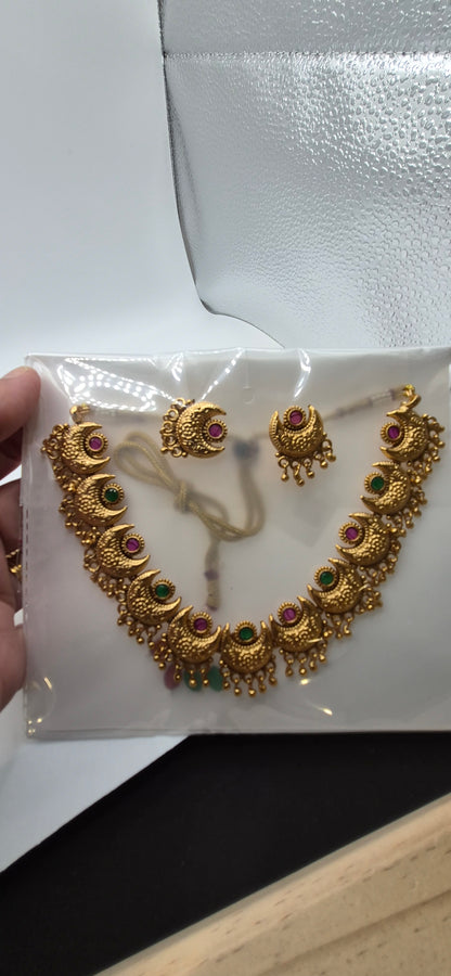 Chandra Necklace set