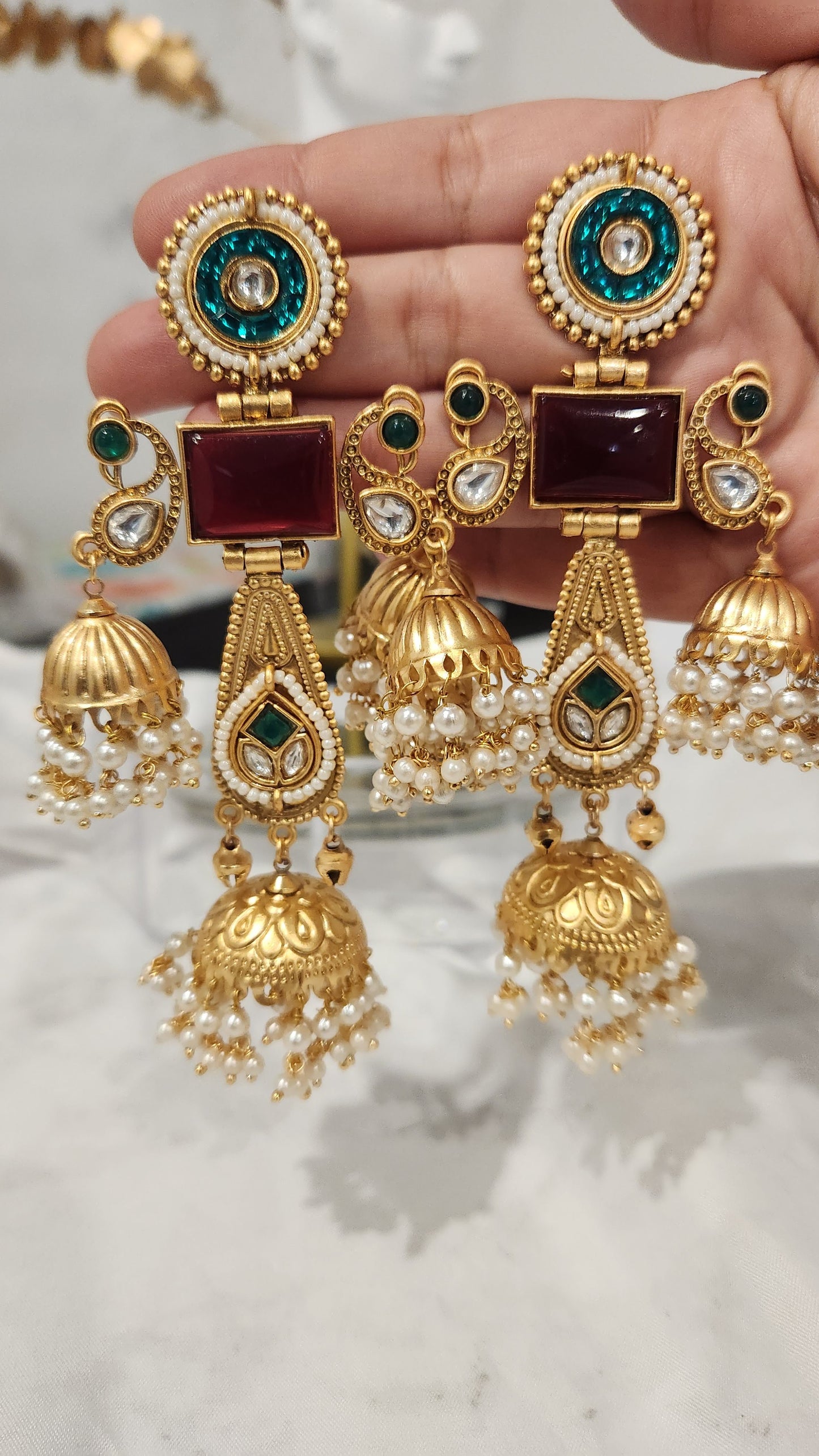 Tripti Jhumka