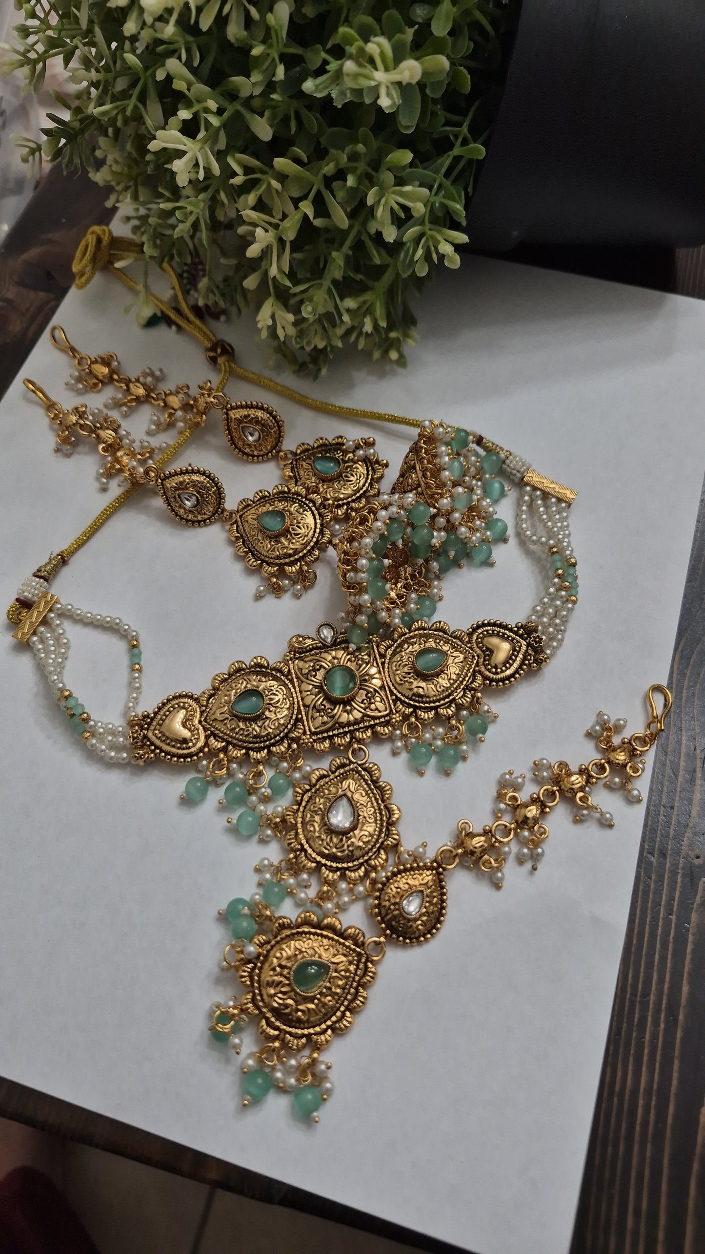 Simran Choker set