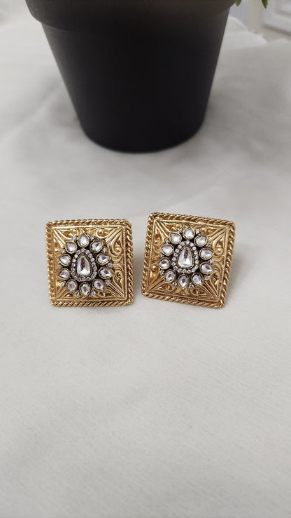 Sapna Studs