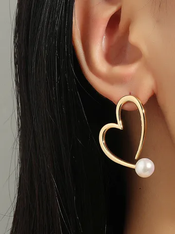 Love you to the pearl earrings