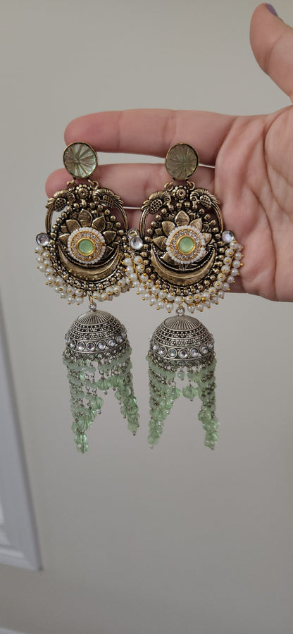 Sanskruti Jhumkas