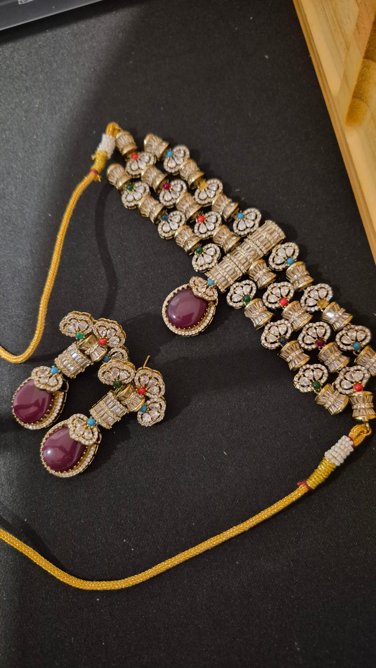 Khushi Kundan Choker