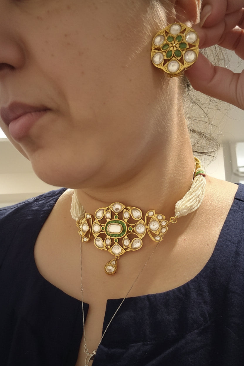 Rakhii Choker Set