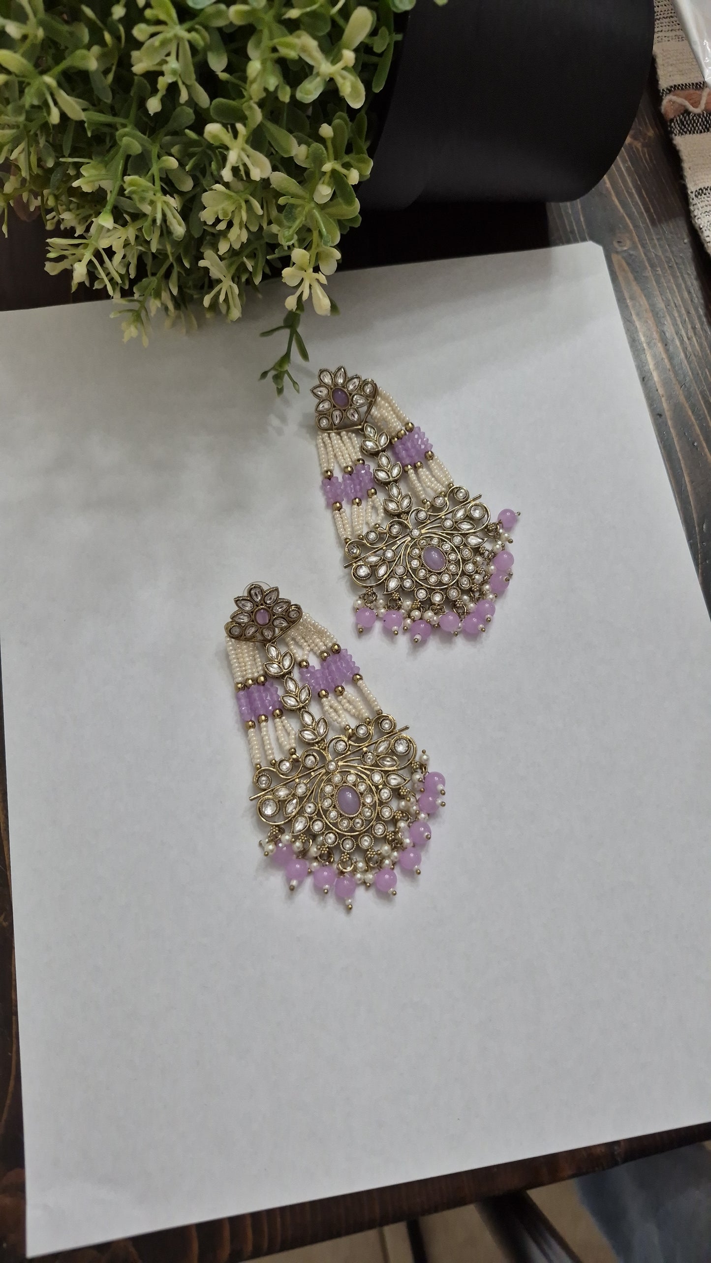 Mahira Pearl Earrings