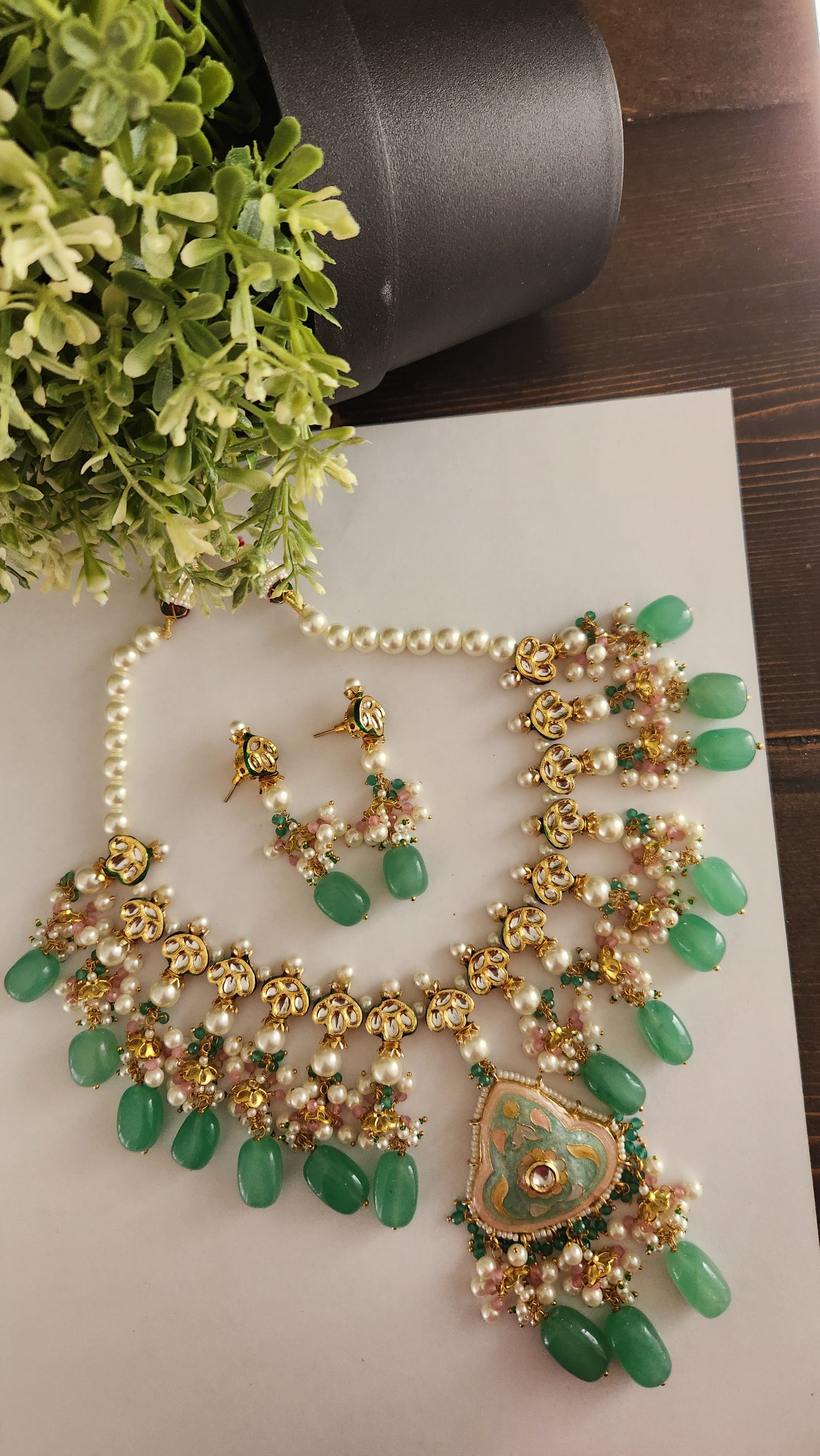 Marakata necklace set